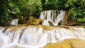 Xieng Khouang Waterfalls, Laos